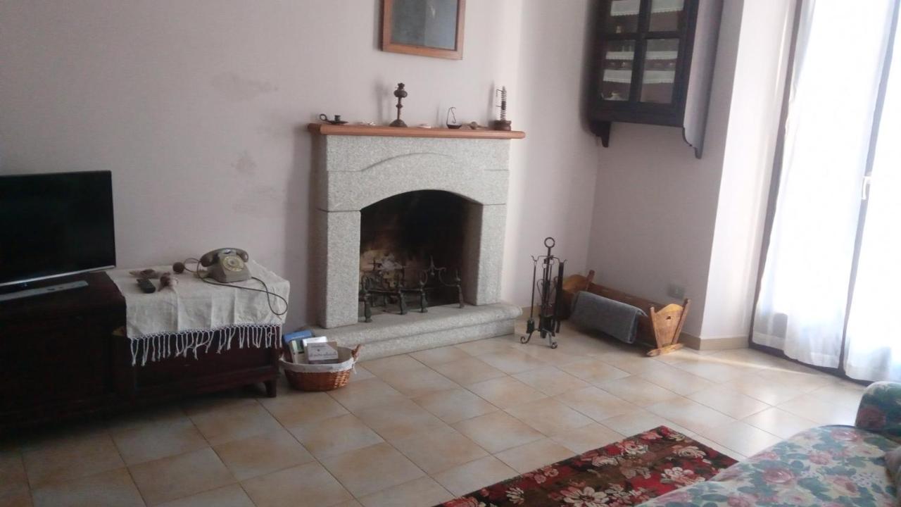 La Casa Nel Prunent Trontano Exterior photo